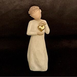 Willow Tree Cream and Gold Heart Sculpture